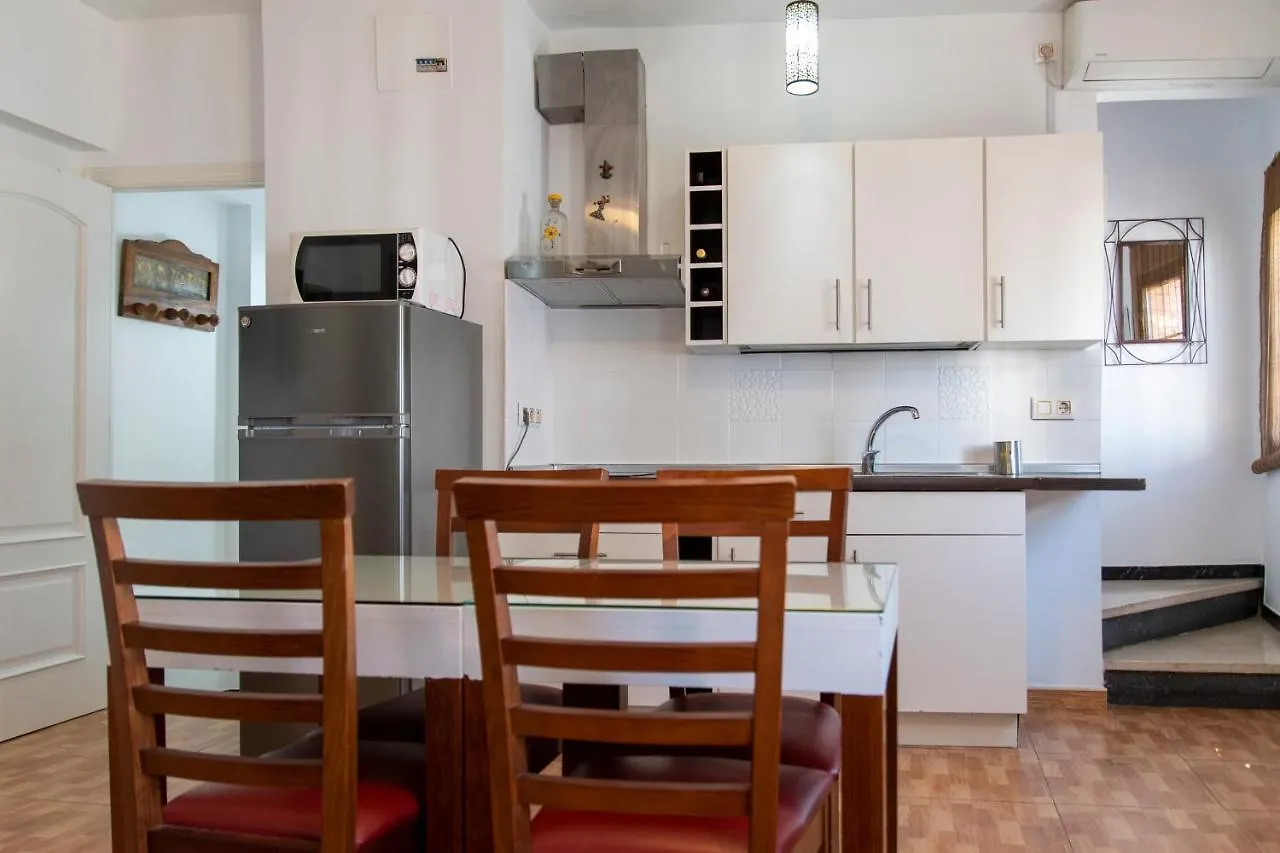 Apartmán Atico- Apartamento Cruz Del Rastro Córdoba 0*,  Španělsko